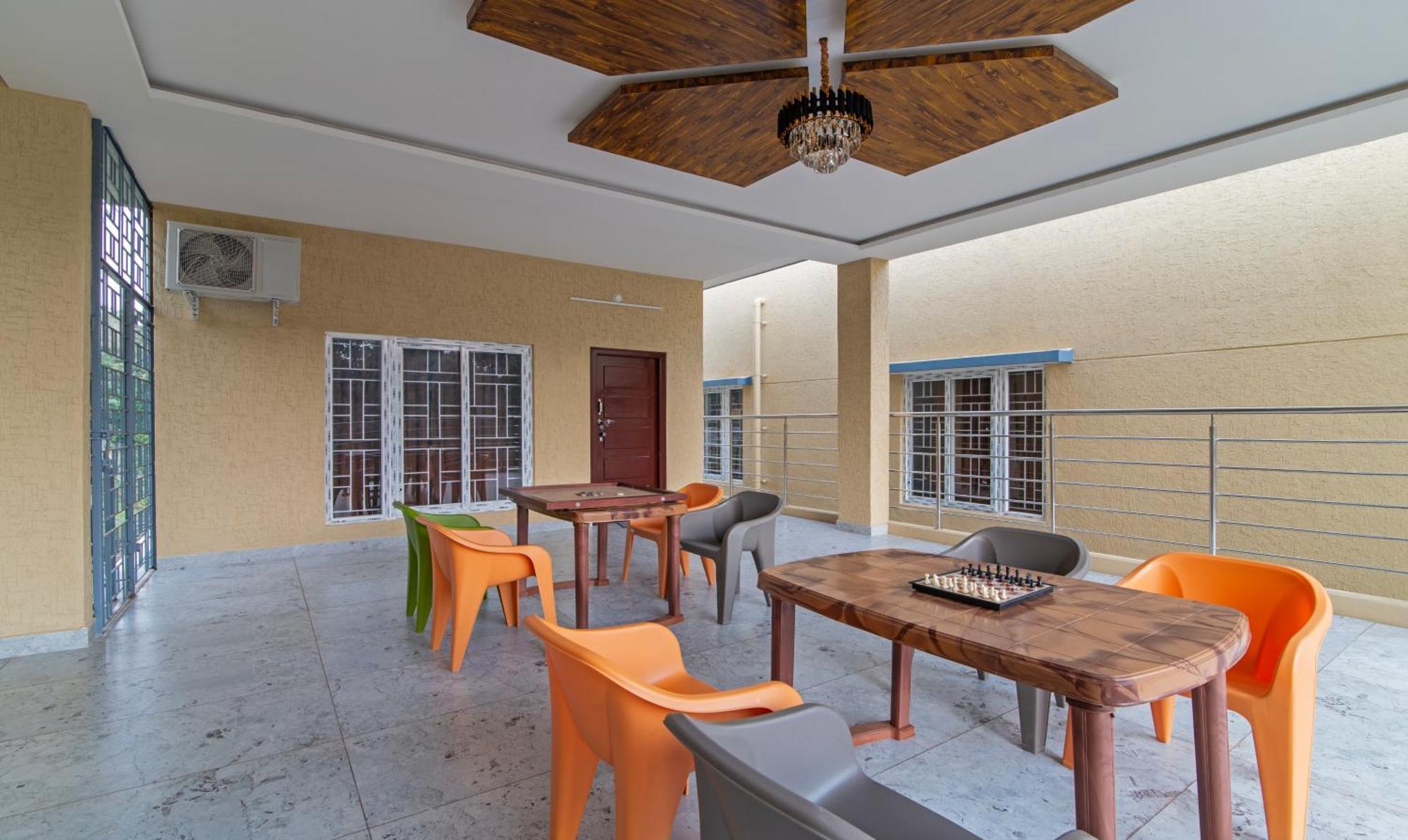Itsy Hotels Kurinji Stay Inn Йелагири Екстериор снимка