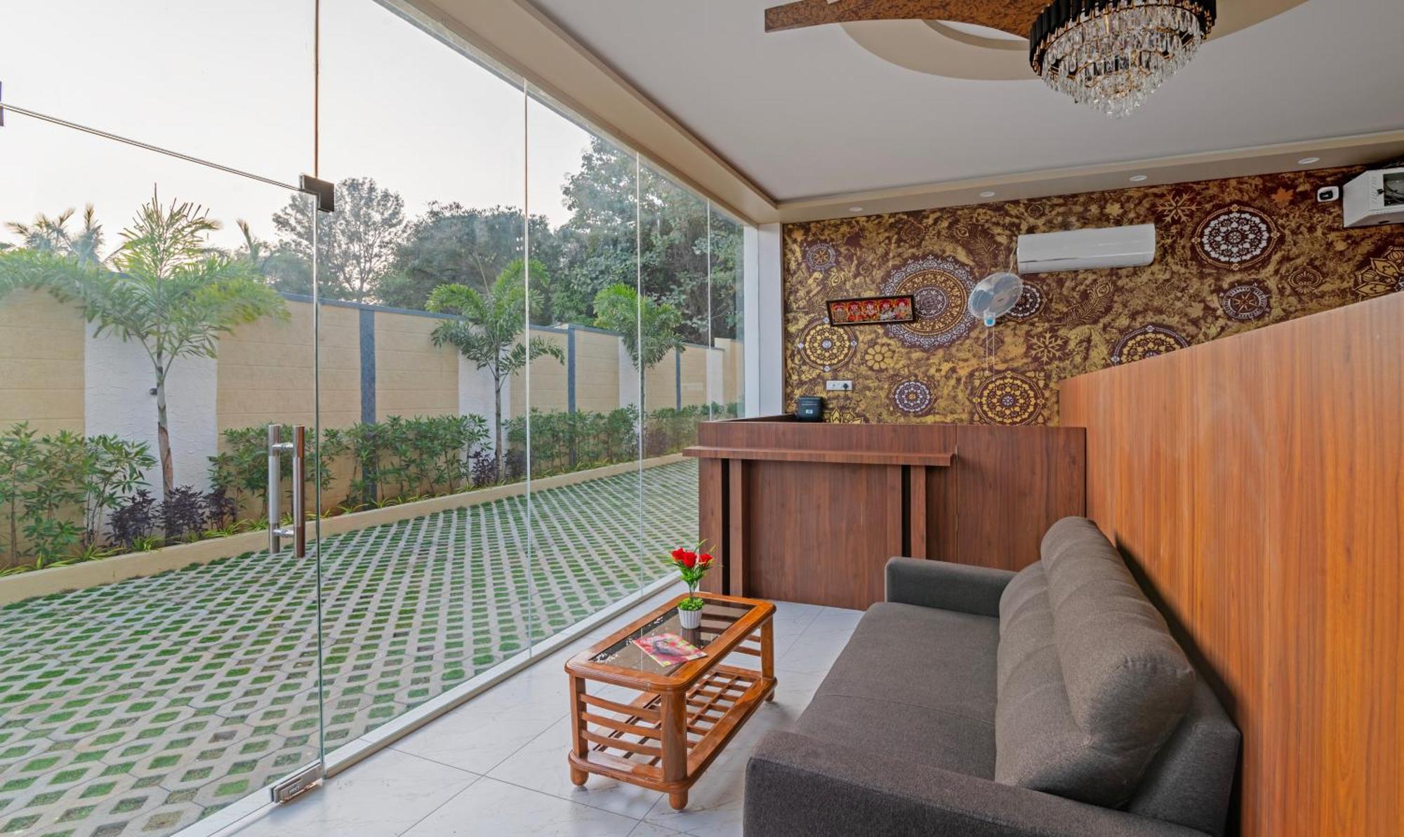 Itsy Hotels Kurinji Stay Inn Йелагири Екстериор снимка
